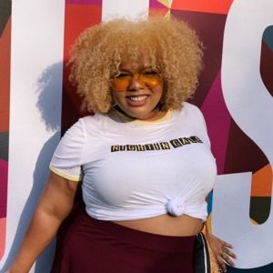 Meet your Posher, Briana